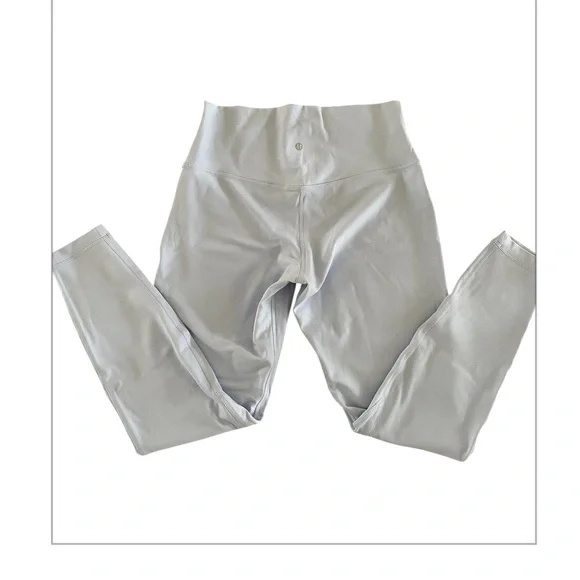 Lululemon Women’s size 12 light blue Leggings - Picture 1 of 5